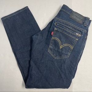 Dark wash Levi’s denim jeans pants 511 30x30 women